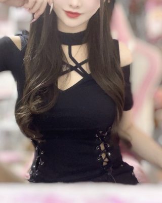 山坂 麗央